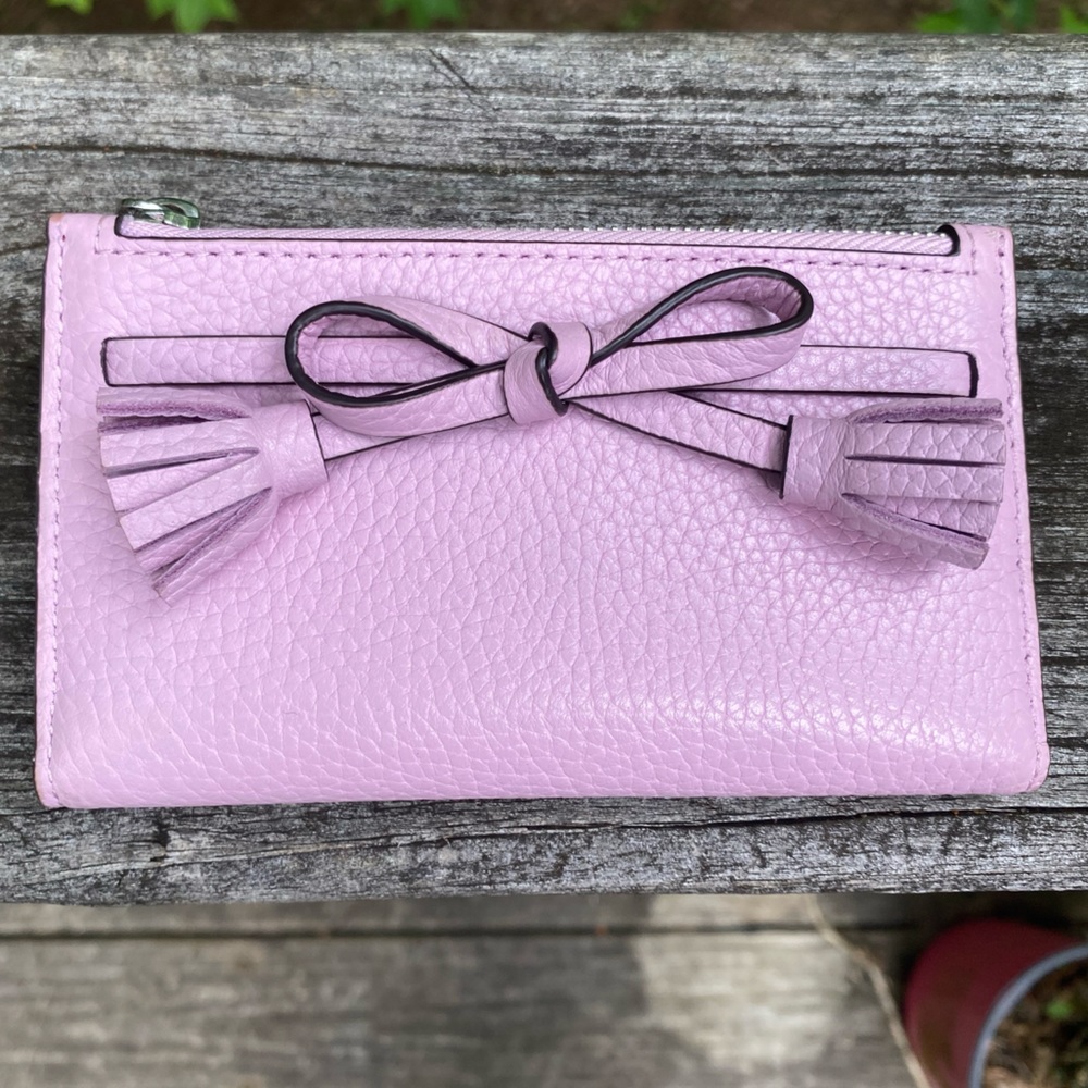 KATE SPADE ♠️ HAYES SMALL WALLET IN QUARTZ PINK